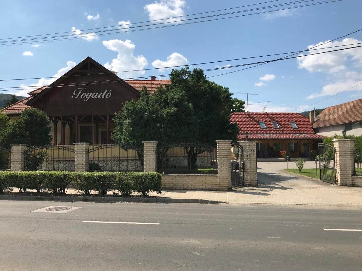 Szent Istvan Fogado Hotel Nagymaros Exterior foto